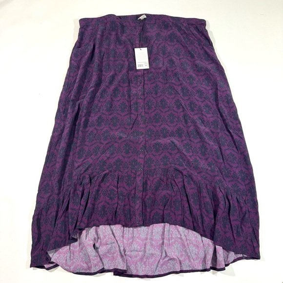 New Kerrits EQL EvoVero Button Front Maxi Skirt Purple Horse Print - Picture 3 of 8